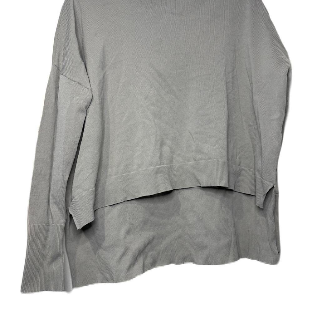 Modelle M Gray Women's Top View 3